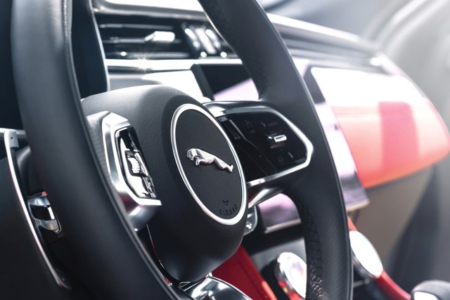 Jaguar F-Pace Foto 77