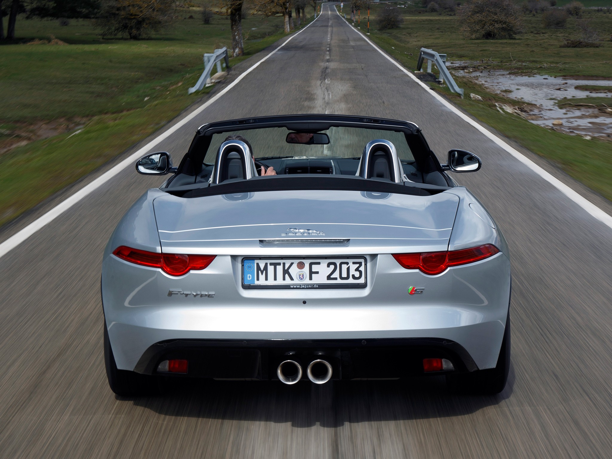 Jaguar F-Type Convertible photo 72