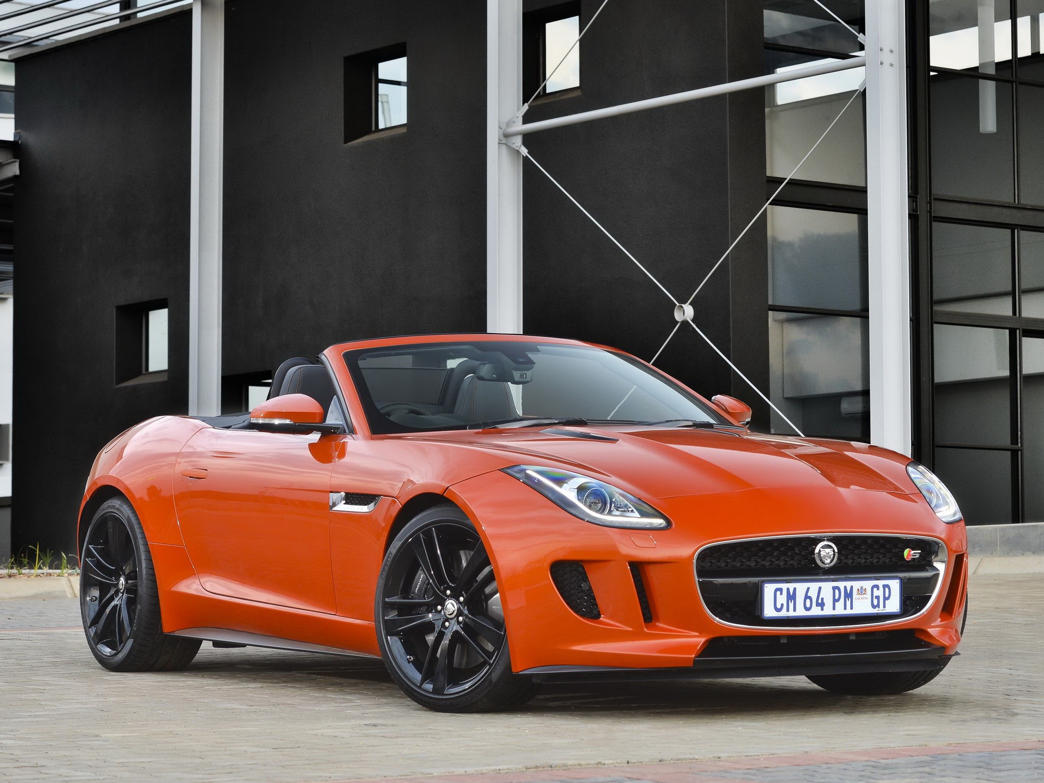 Jaguar F-Type Convertible photo 108