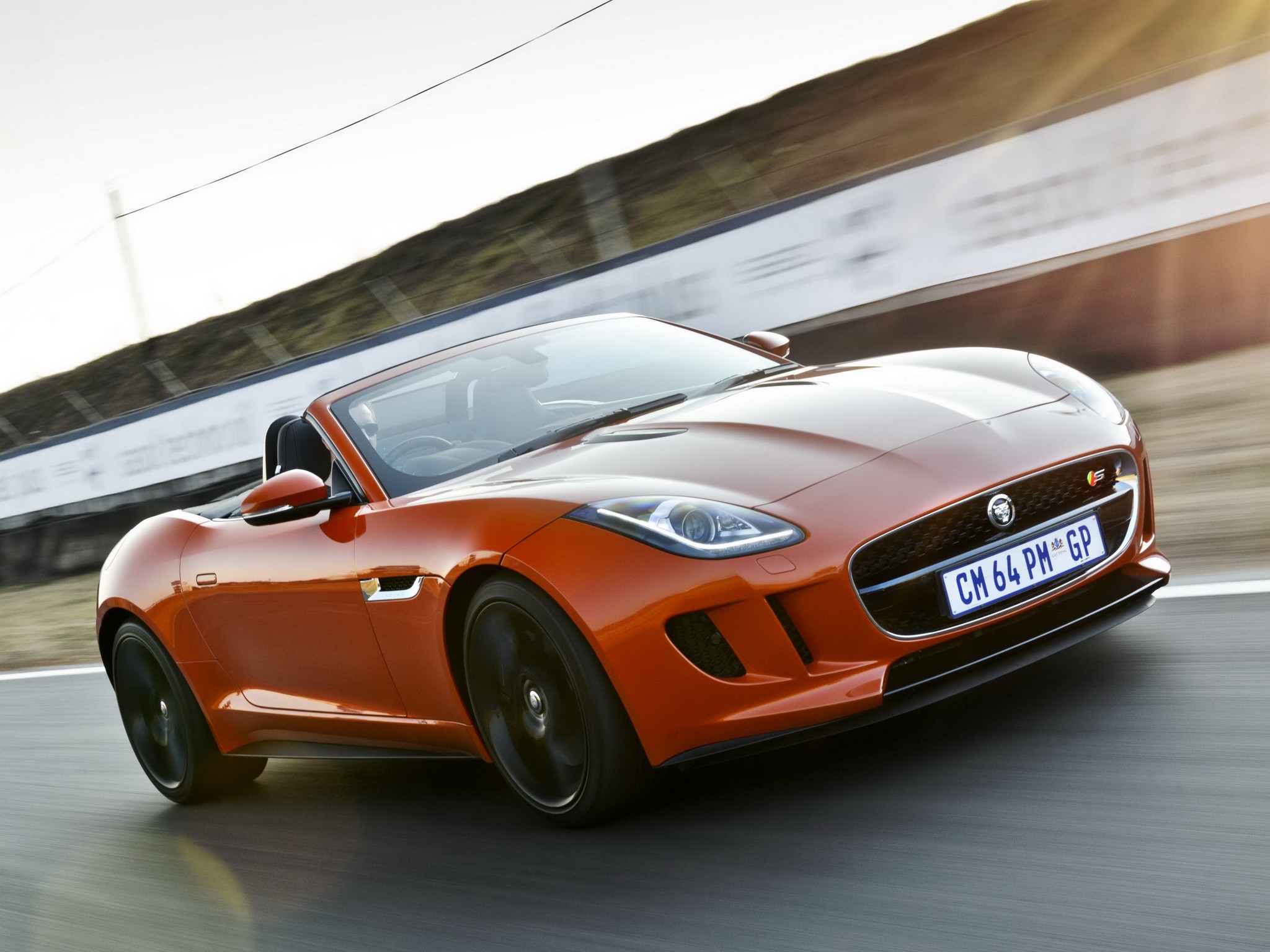 Jaguar F-Type Convertible photo 113