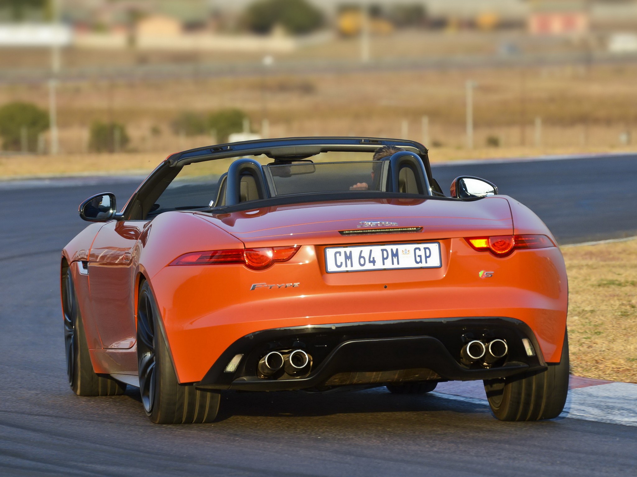 Jaguar F-Type Convertible photo 114