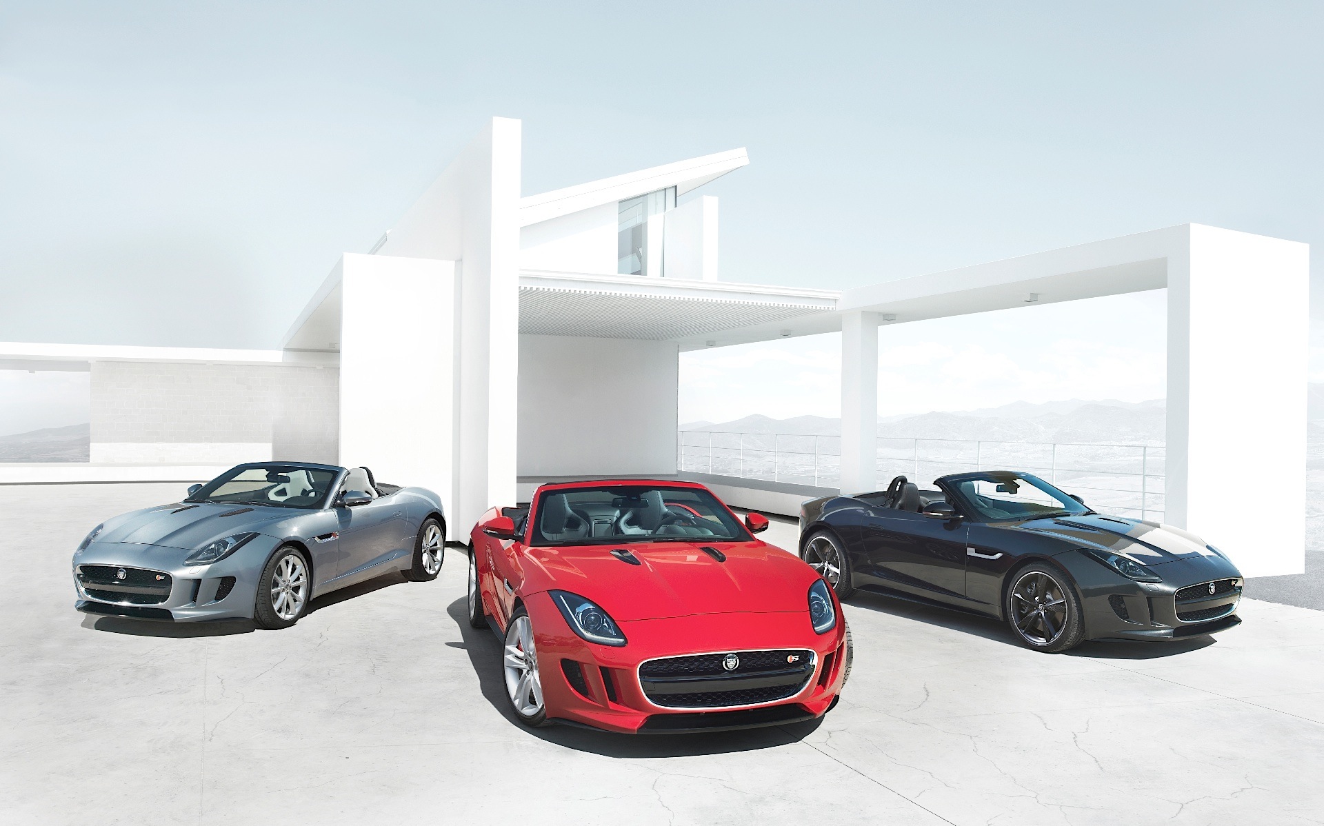 Jaguar F-Type Convertible photo 20