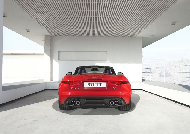 Jaguar F-Type Convertible photo 25