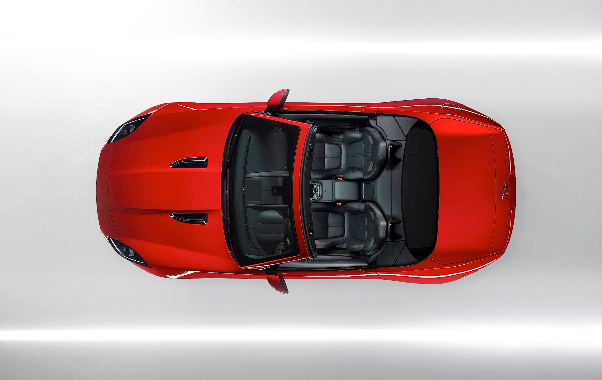 Jaguar F-Type Convertible photo 41