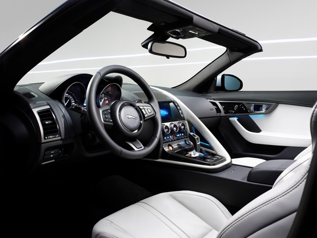Jaguar F-Type Convertible photo 129