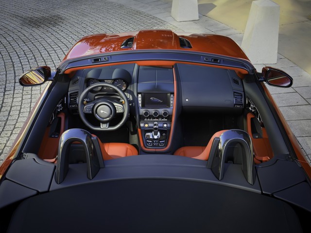 Jaguar F-Type Convertible photo 146