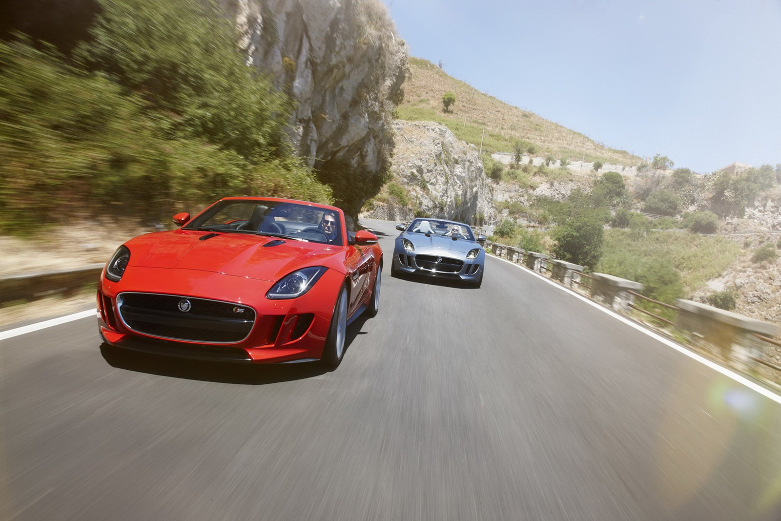 Jaguar F-Type Convertible photo 5