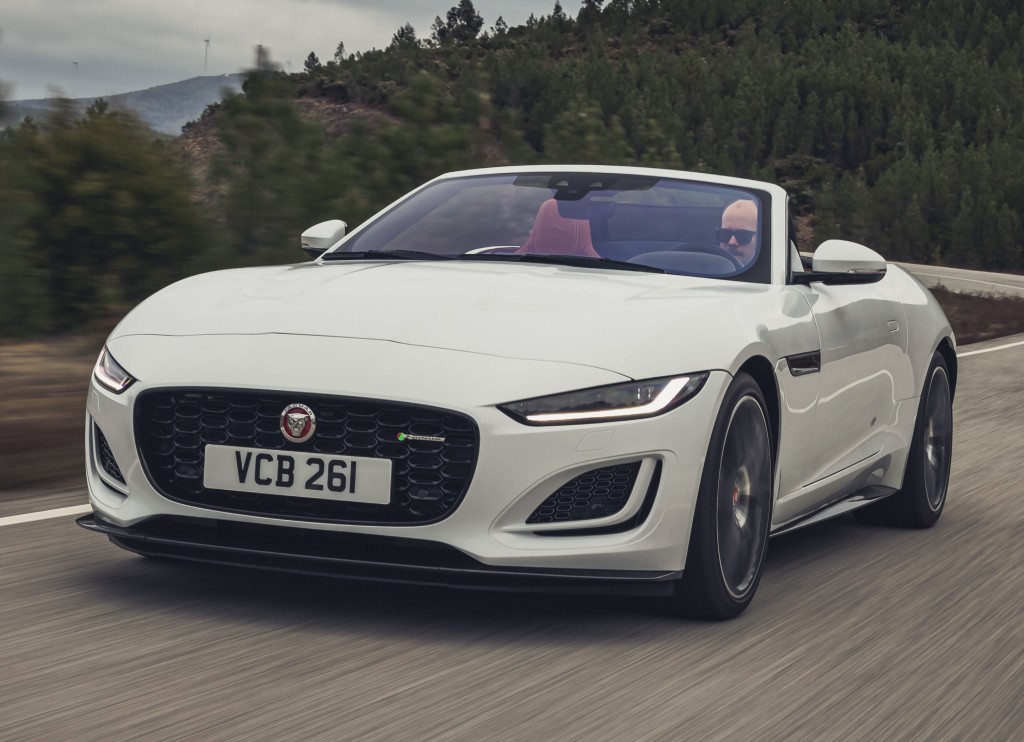 Jaguar F-Type Convertible photo 9
