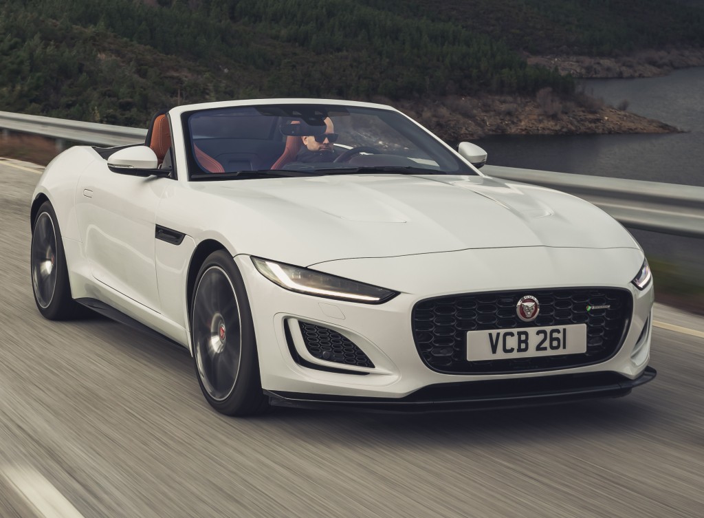 Jaguar F-Type Convertible photo 16