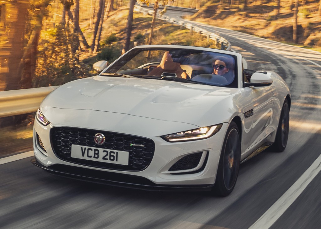Jaguar F-Type Convertible photo 19
