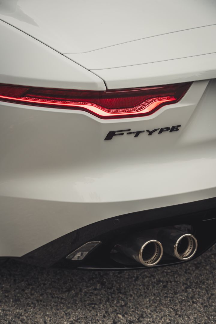 Jaguar F-Type Convertible photo 81