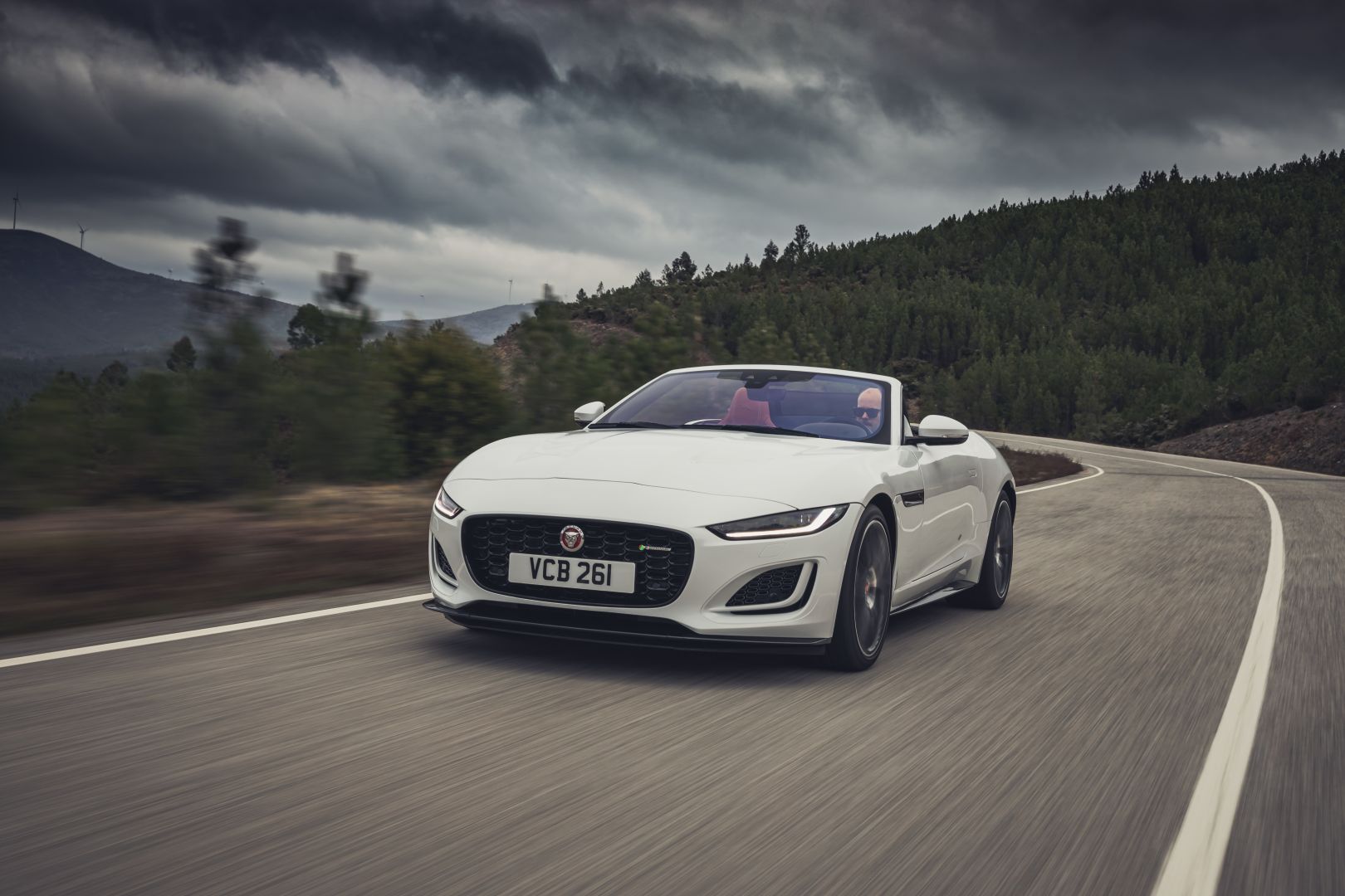 Jaguar F-Type Convertible photo 50