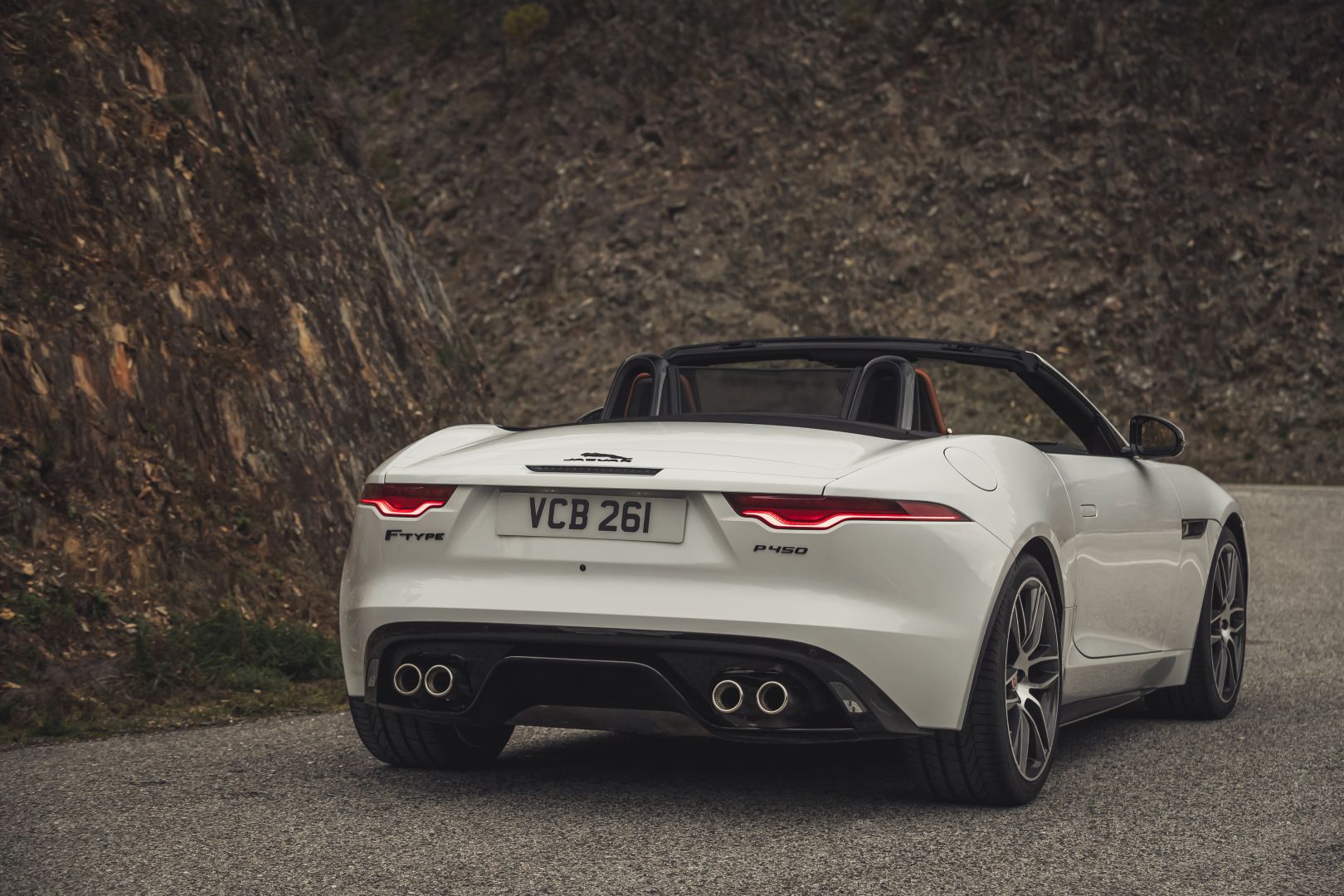Jaguar F-Type Convertible photo 74