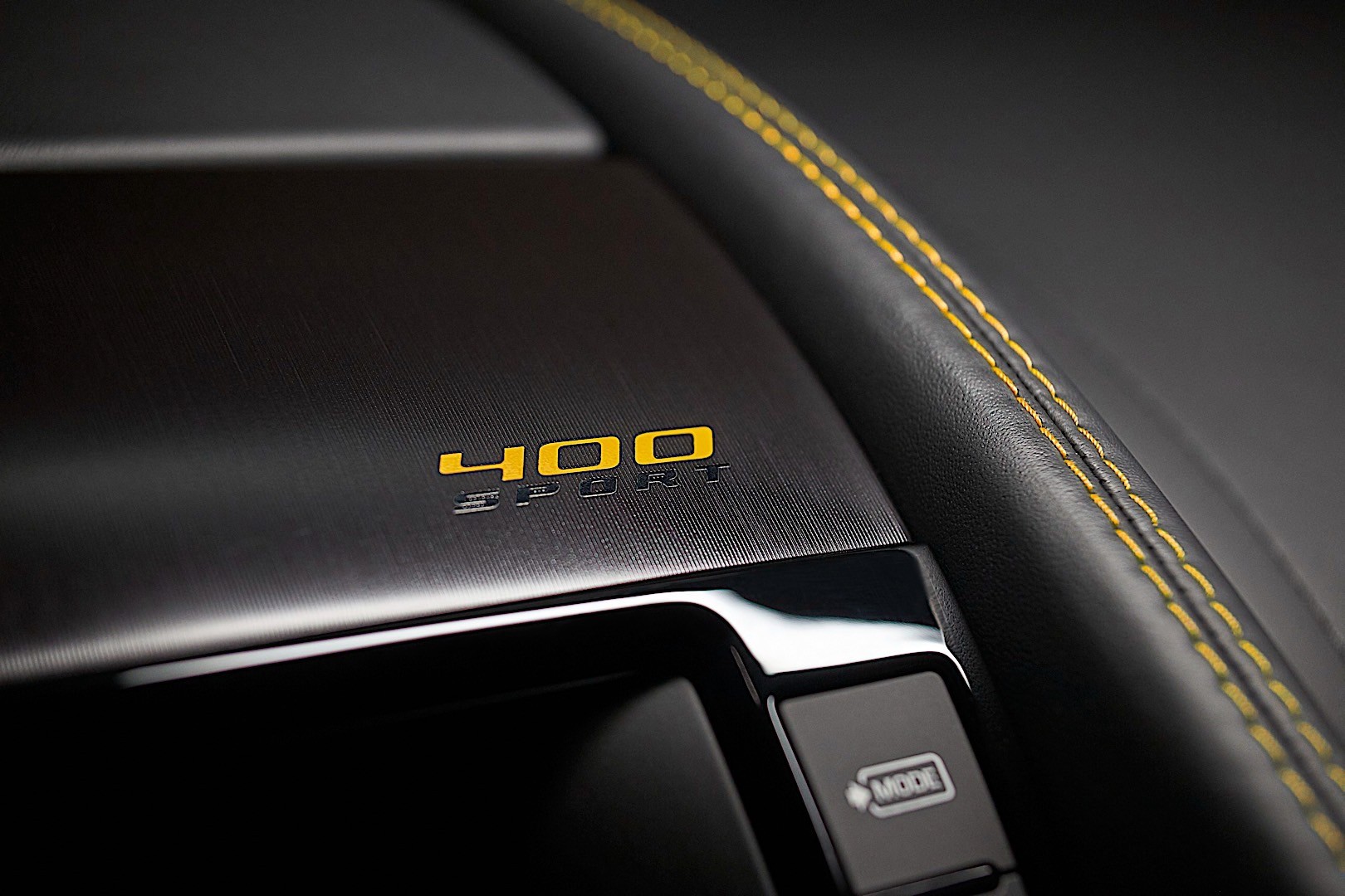 Jaguar F-Type Coupe photo 11