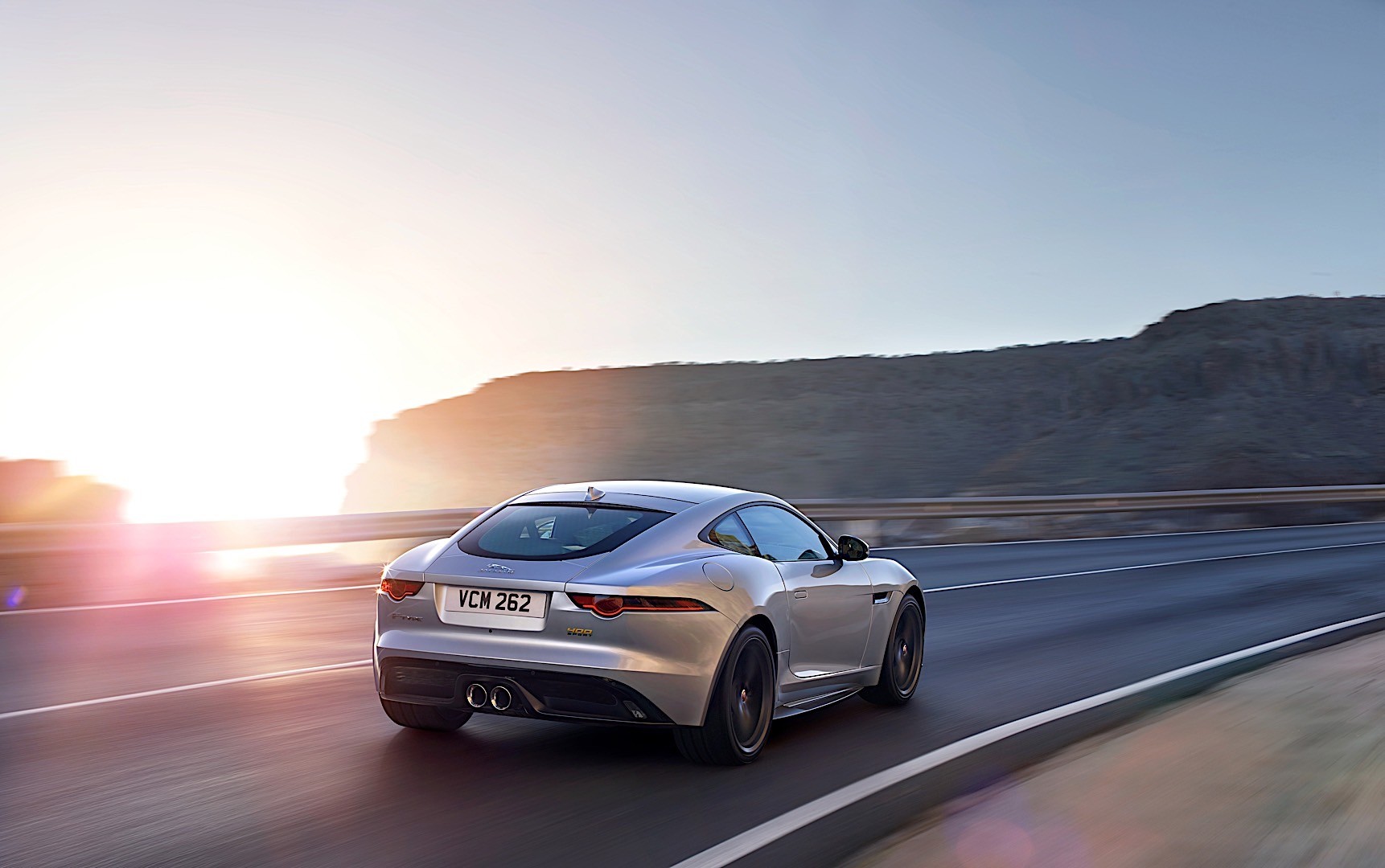 Jaguar F-Type Coupe photo 4