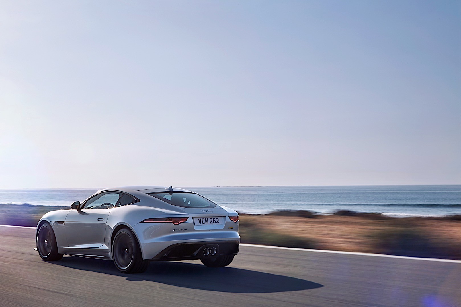 Jaguar F-Type Coupe photo 5