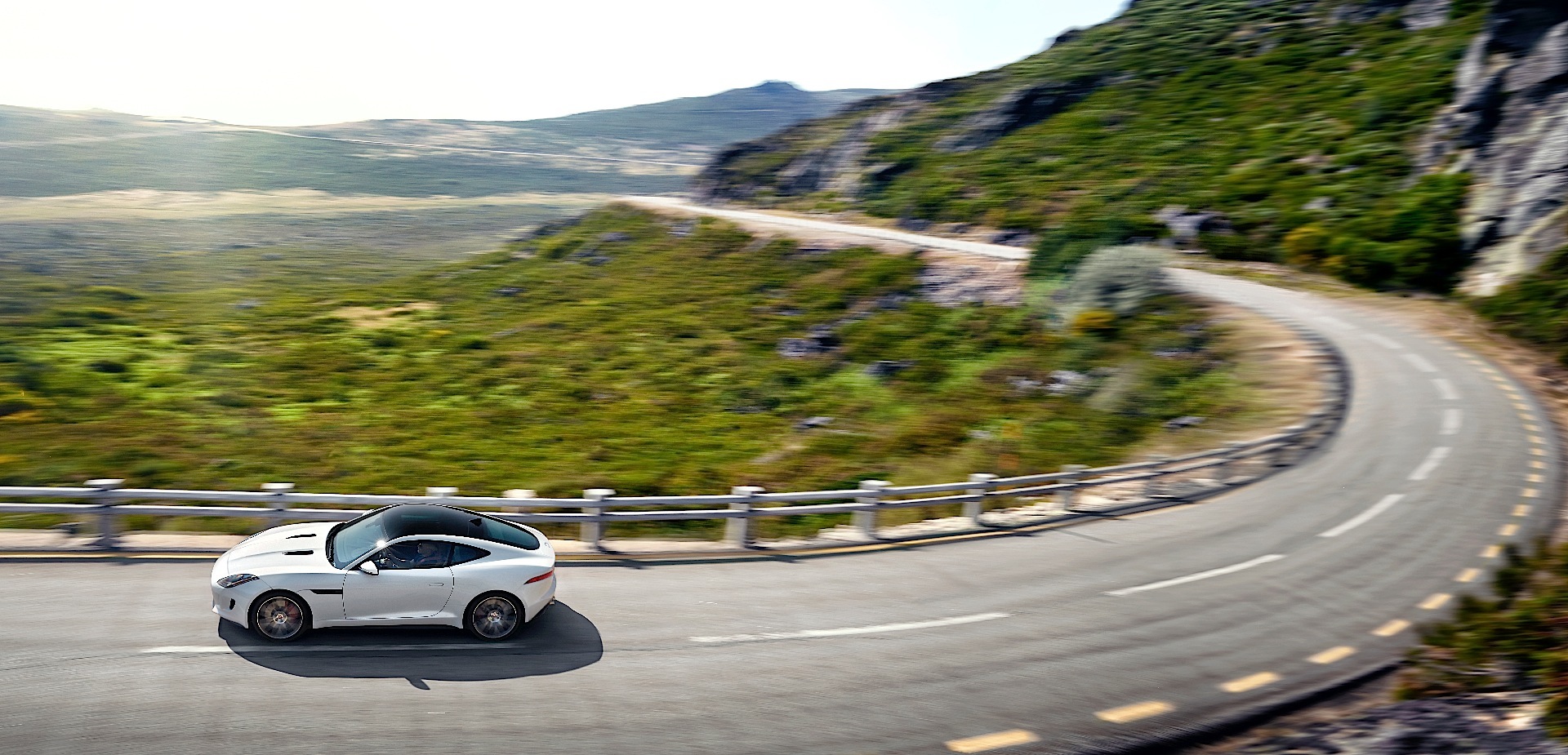 Jaguar F-Type Coupe photo 18