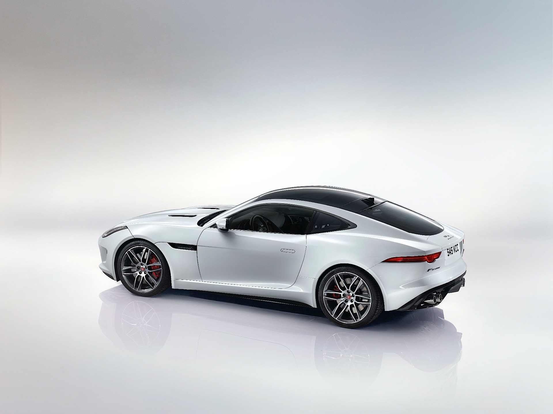 Jaguar F-Type Coupe photo 29