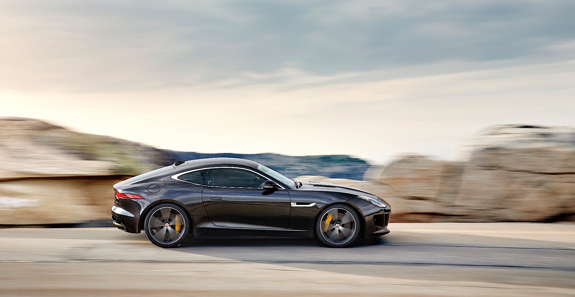 Jaguar F-Type Coupe photo 34