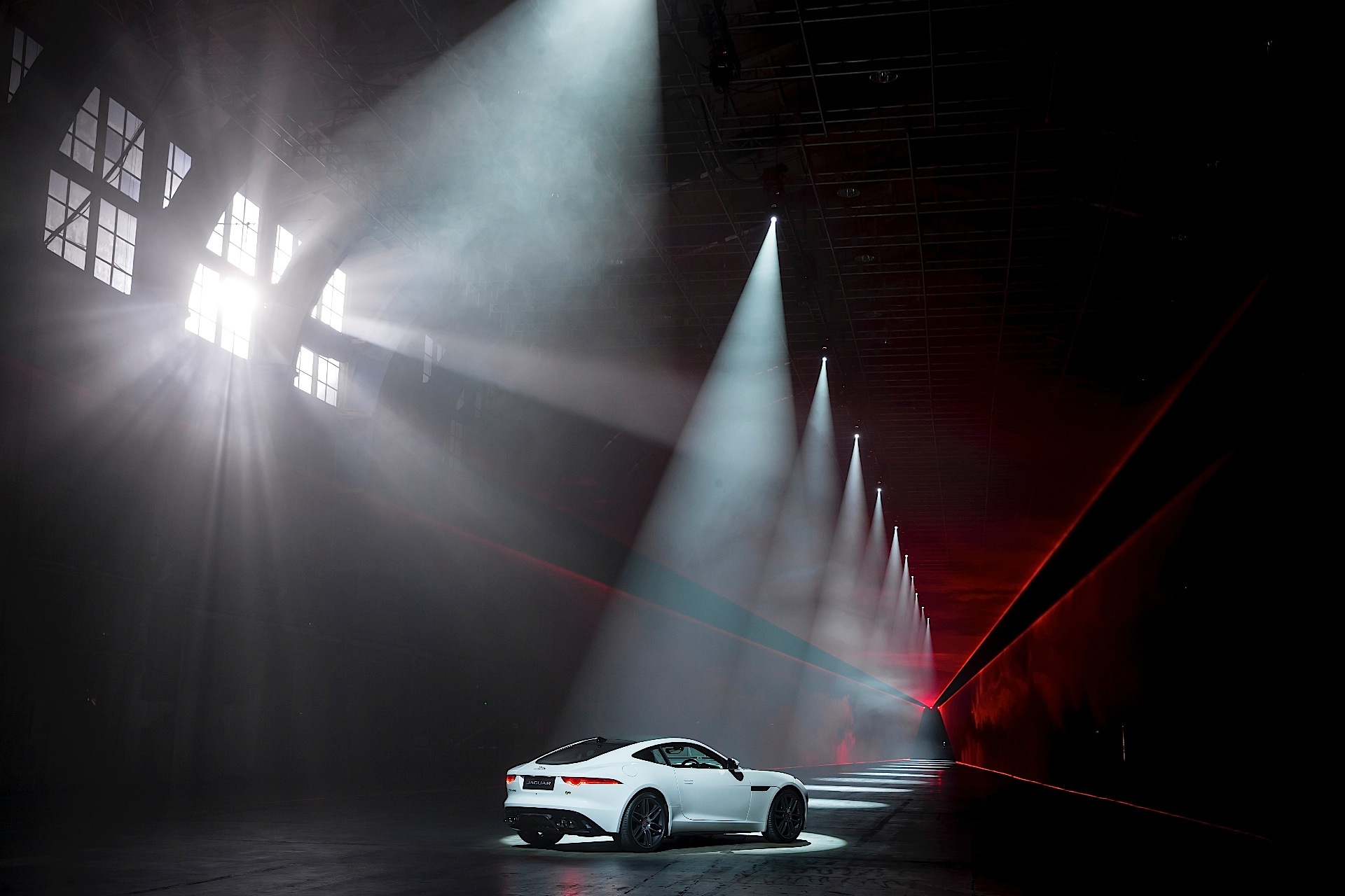 Jaguar F-Type Coupe photo 44