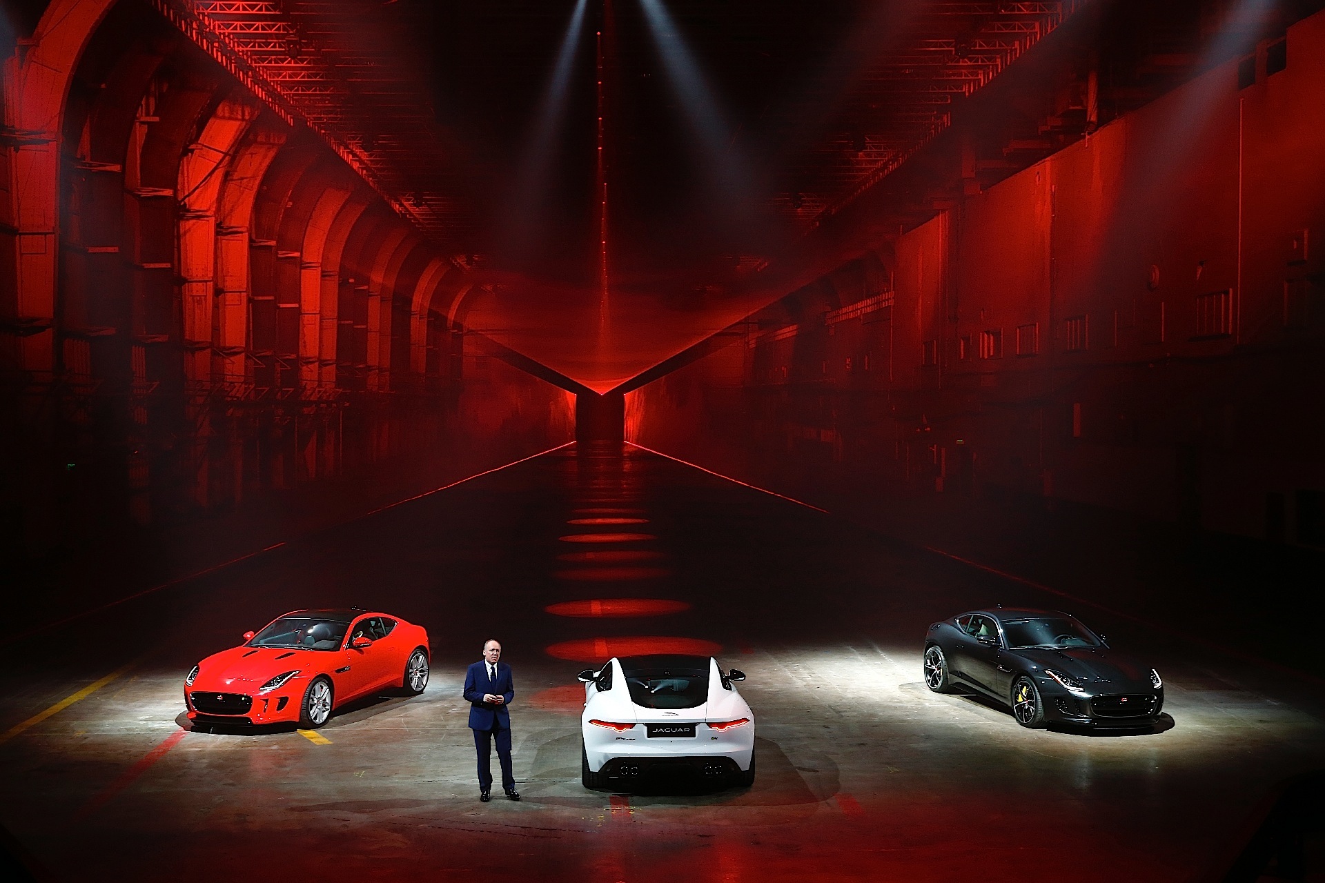 Jaguar F-Type Coupe photo 48