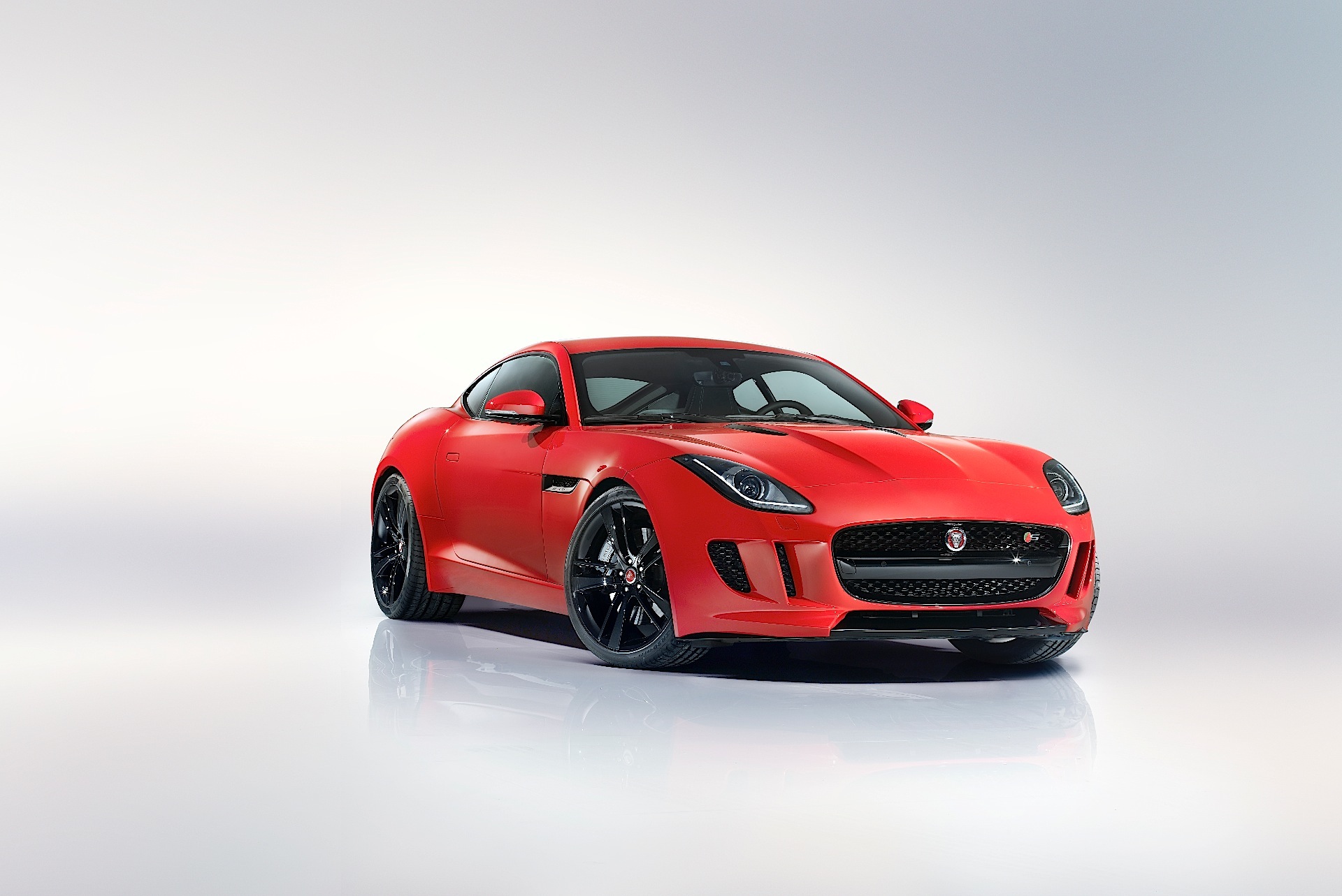 Jaguar F-Type Coupe photo 72