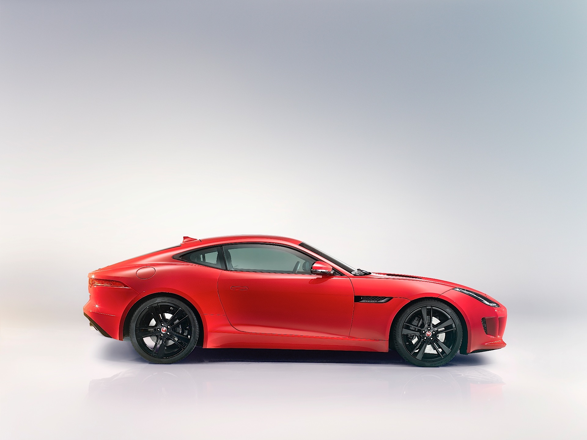 Jaguar F-Type Coupe photo 73