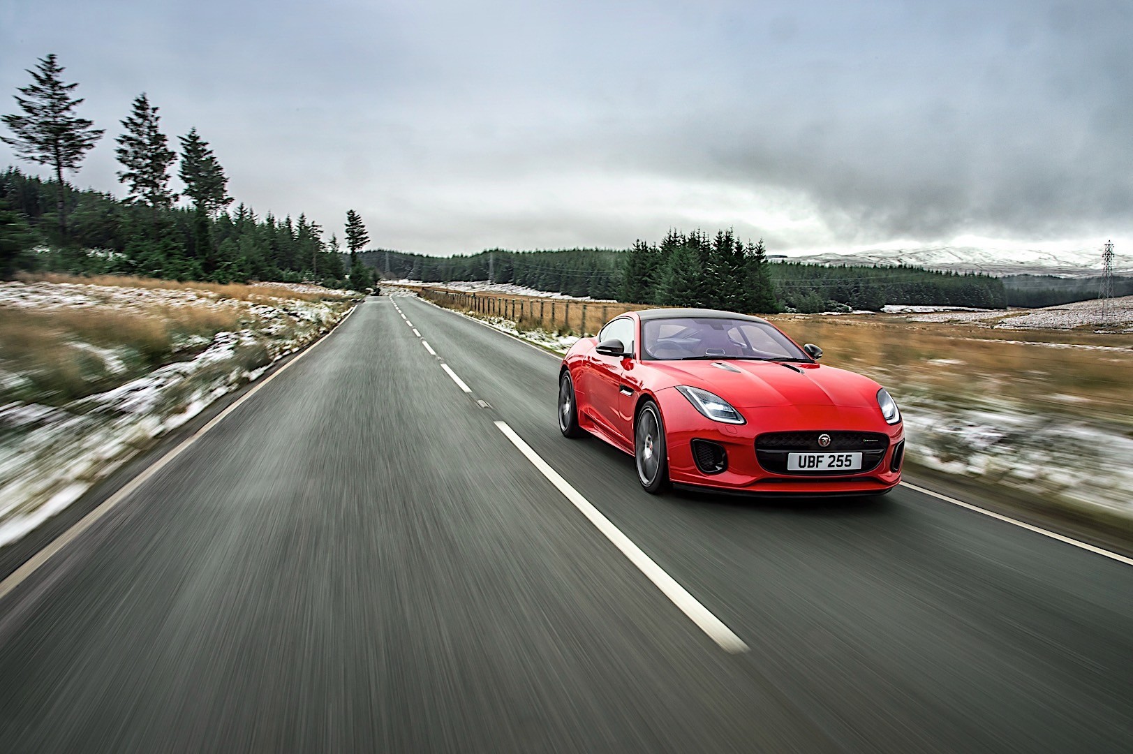 Jaguar F-Type Coupe photo 15