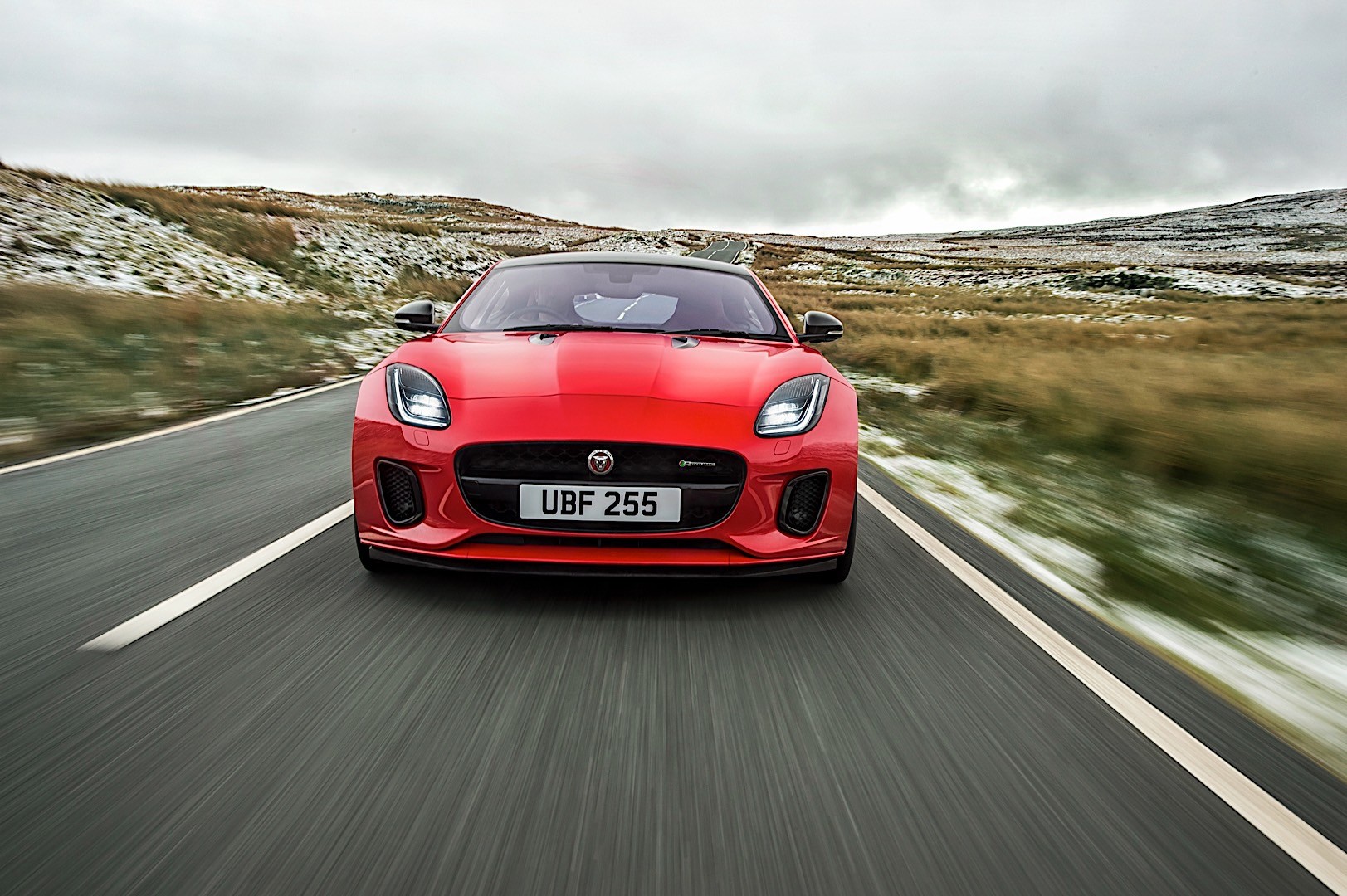 Jaguar F-Type Coupe photo 5