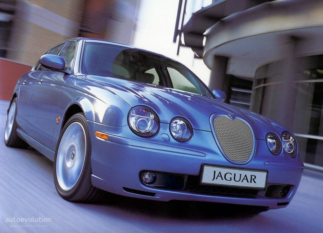 Jaguar S-Type R photo 5