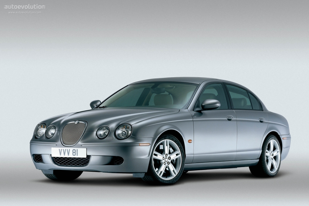 Jaguar S-Type R photo 4