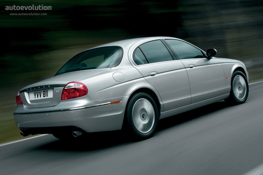 Jaguar S-Type photo 2