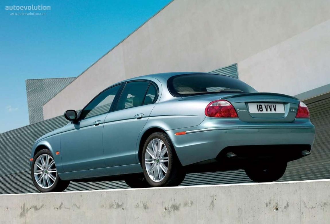 Jaguar S-Type photo 5