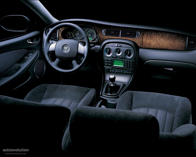 Jaguar X-Type Estate photo 9