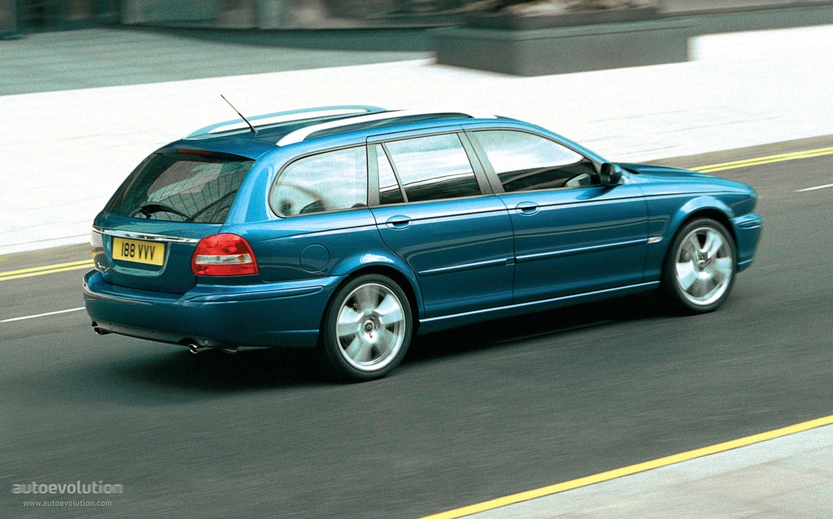 Jaguar X-Type Estate photo 2