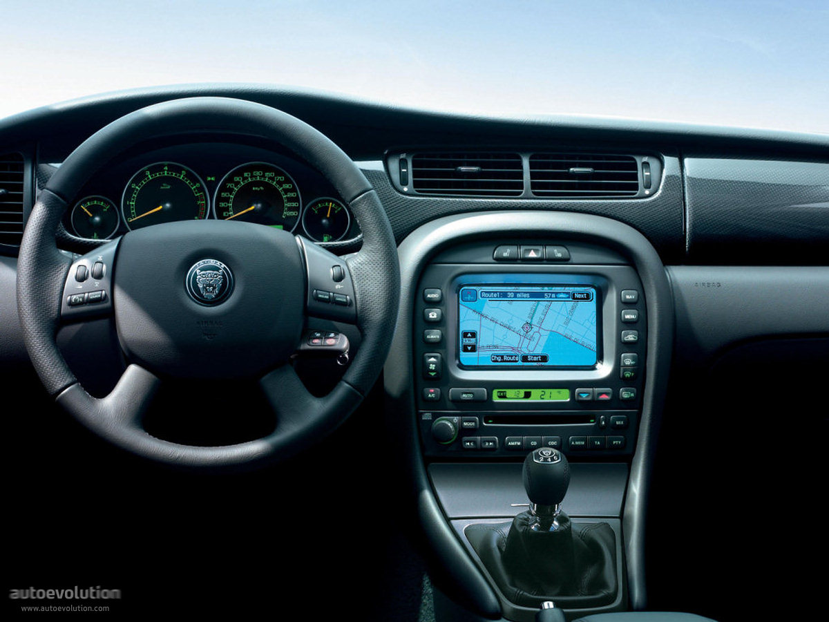 Jaguar X-Type photo 7