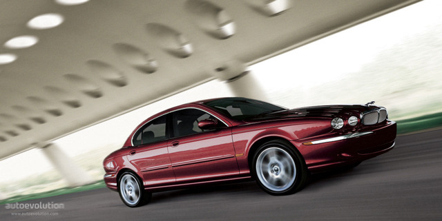 JAGUAR X-Type