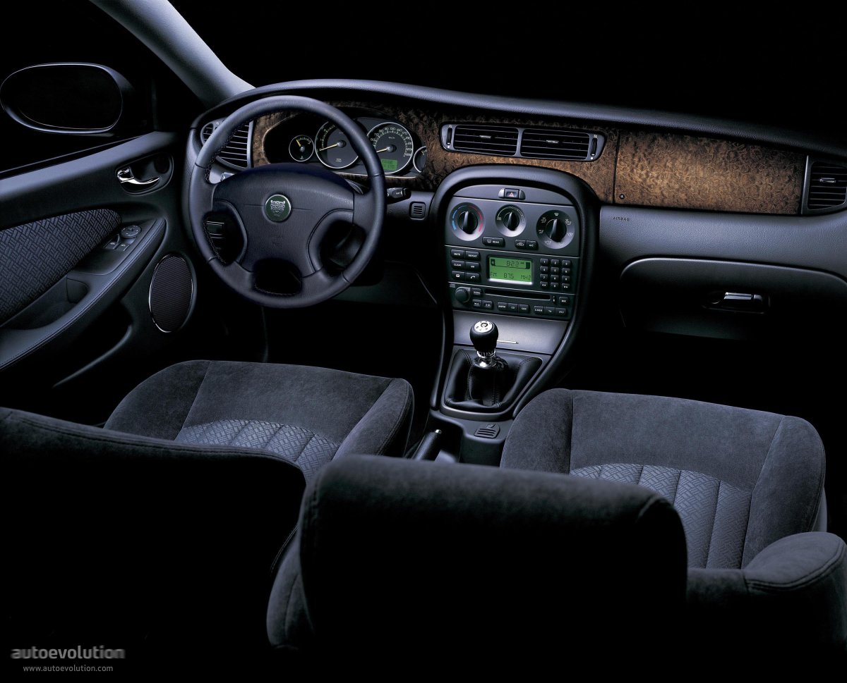 Jaguar X-Type photo 9