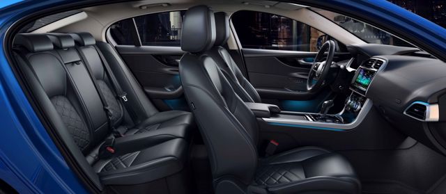Jaguar Xe photo 34
