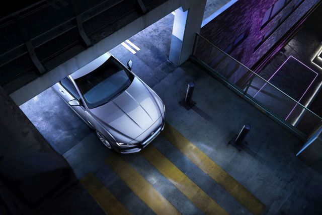 Jaguar Xe photo 20
