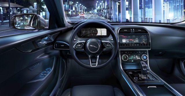 Jaguar Xe photo 37
