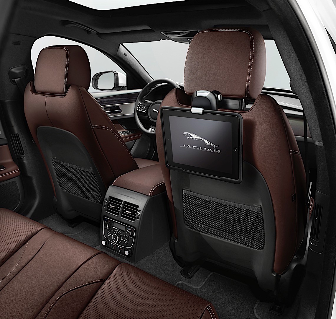 Jaguar Xf Sportbrake photo 28
