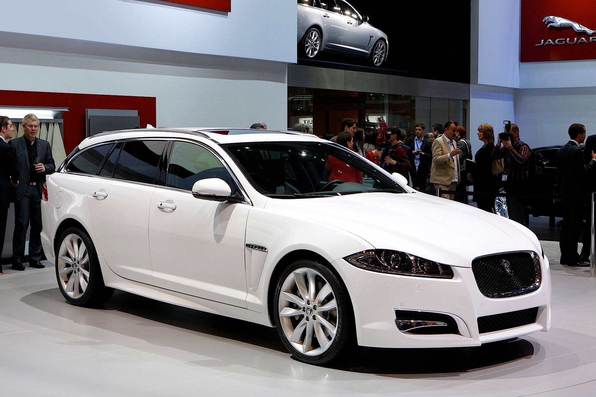 Jaguar Xf Sportbrake photo 16