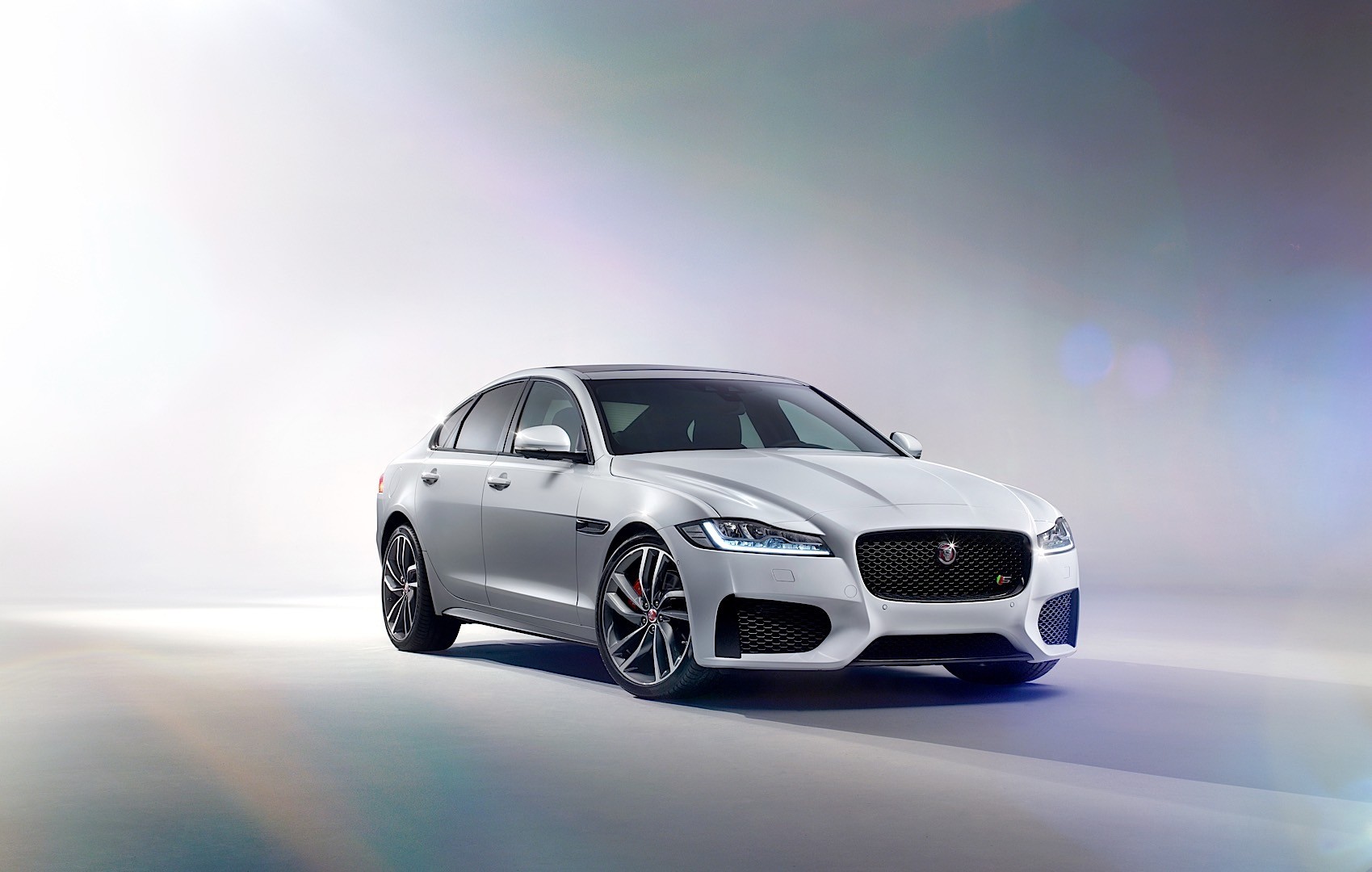 Jaguar Xf photo 36