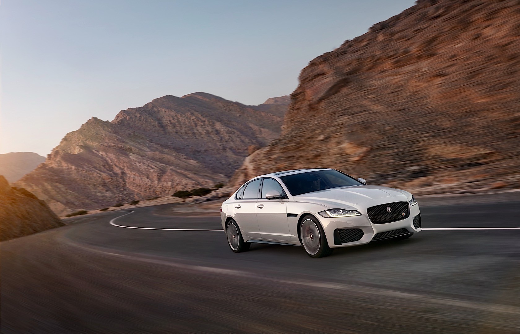 Jaguar Xf photo 46