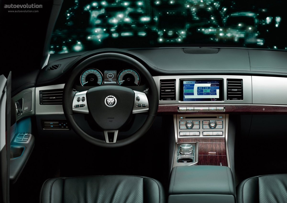 Jaguar Xf photo 15