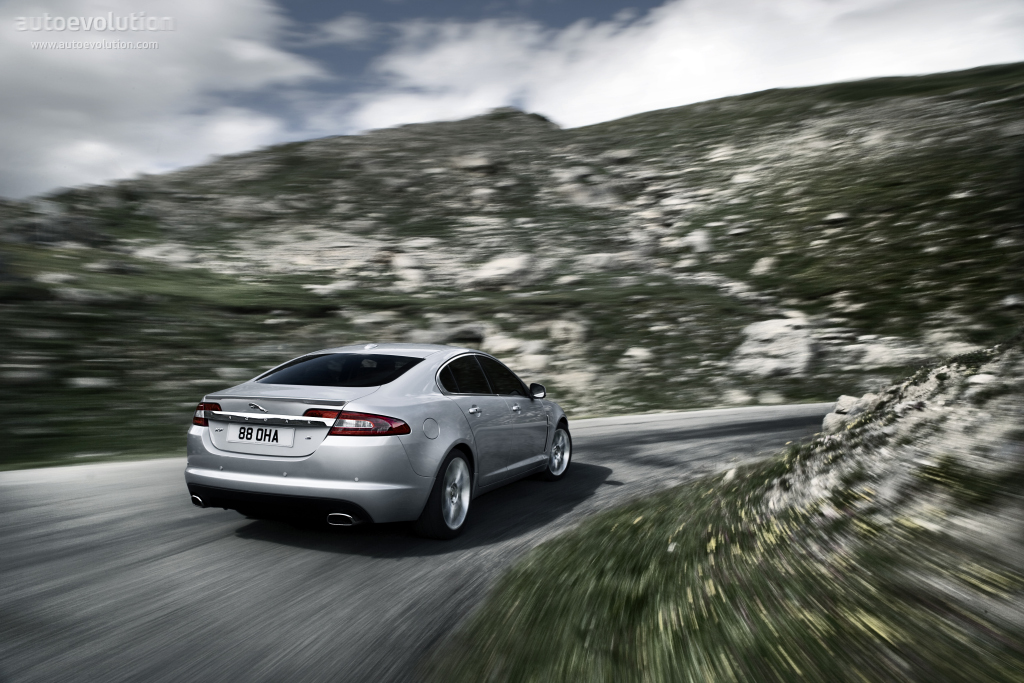 Jaguar Xf photo 14