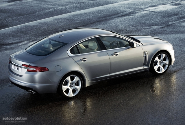 Jaguar Xf photo 1