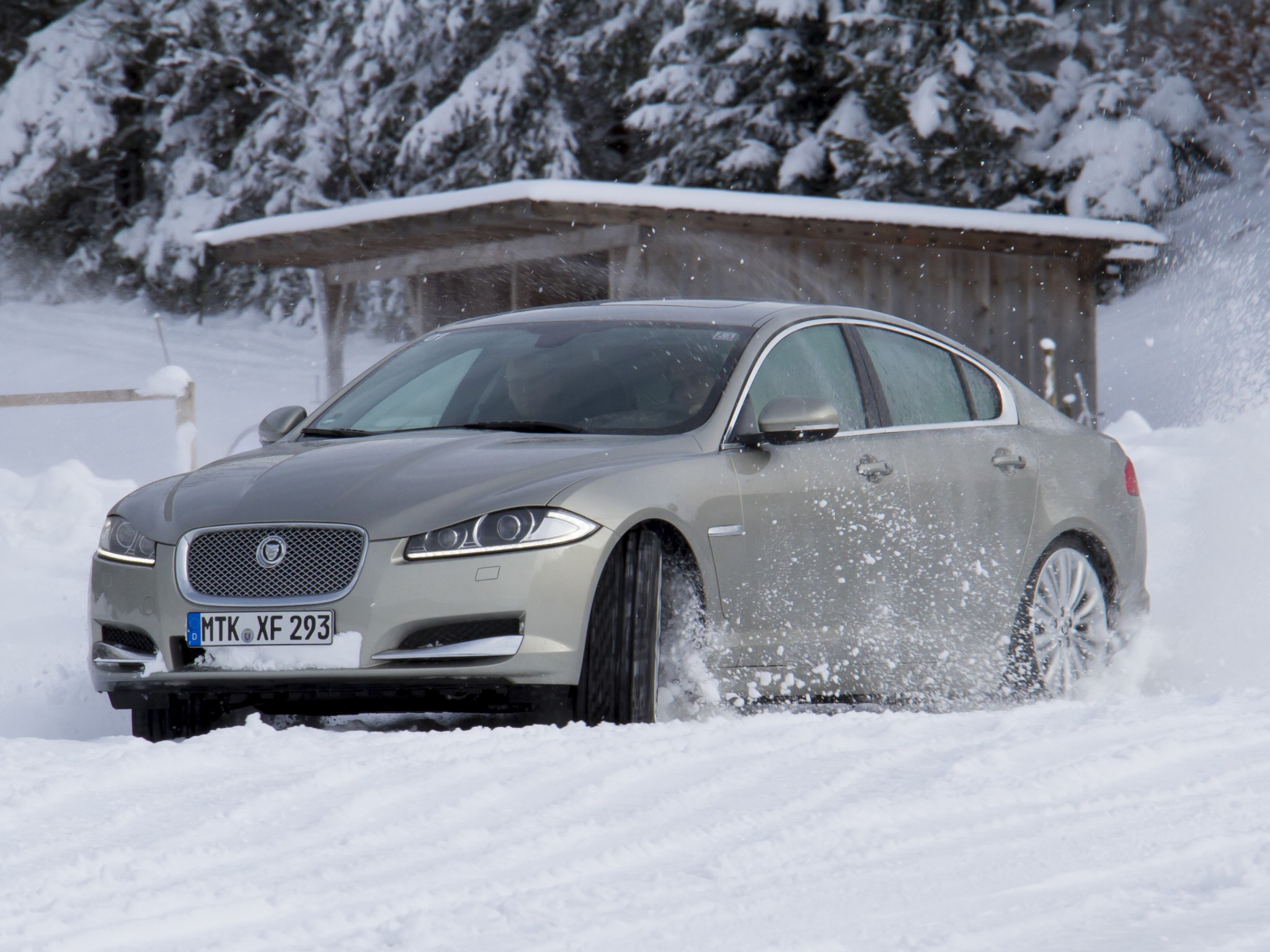 Jaguar Xf photo 34