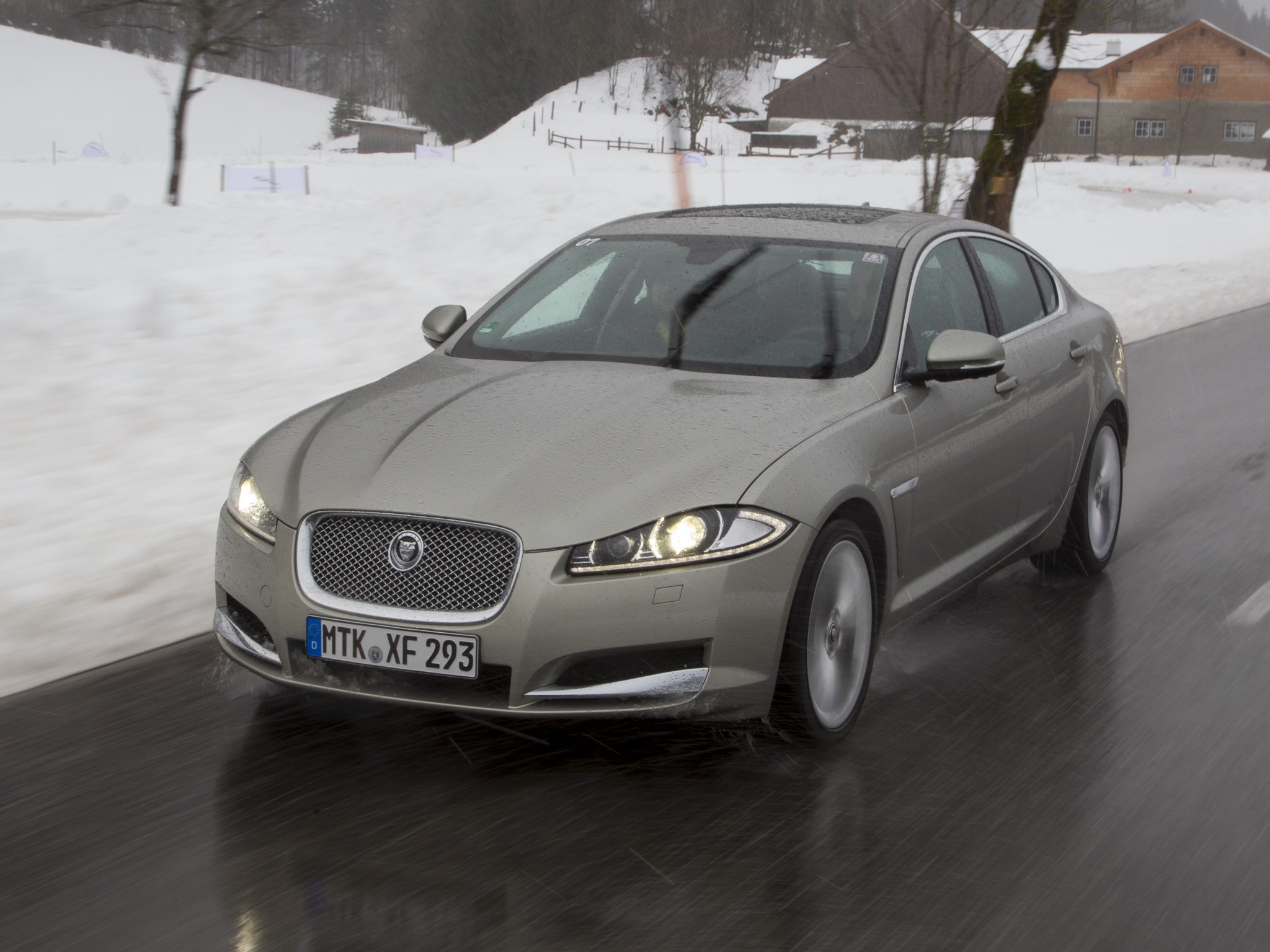 Jaguar Xf photo 39